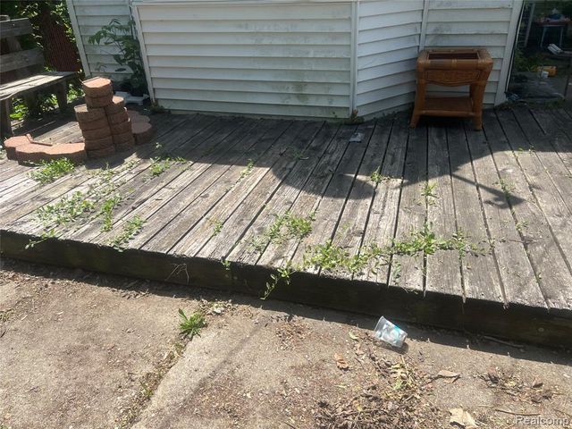 15865 Collingham Drive, Detroit, MI 48205