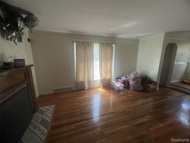 15865 Collingham Drive, Detroit, MI 48205