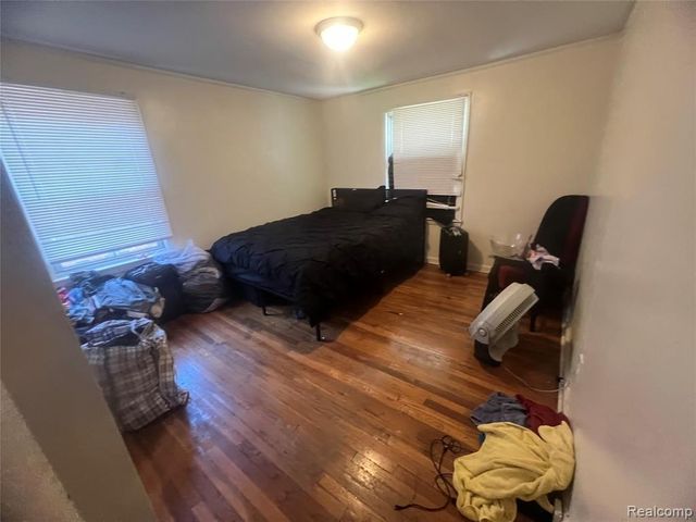 15865 Collingham Drive, Detroit, MI 48205