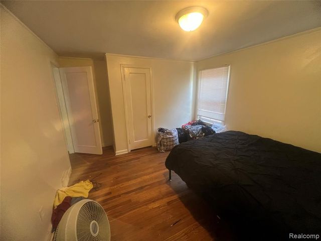 15865 Collingham Drive, Detroit, MI 48205