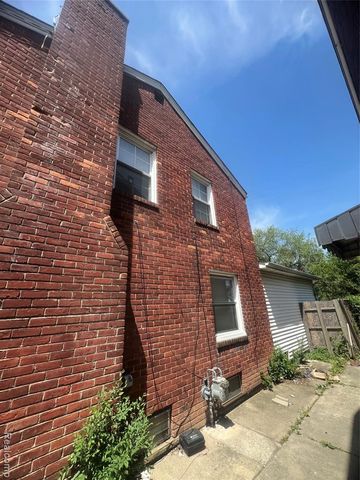 15865 Collingham Drive, Detroit, MI 48205