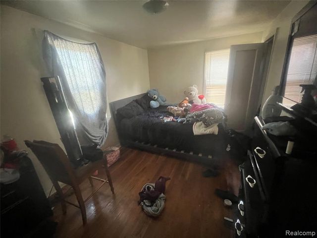 15865 Collingham Drive, Detroit, MI 48205
