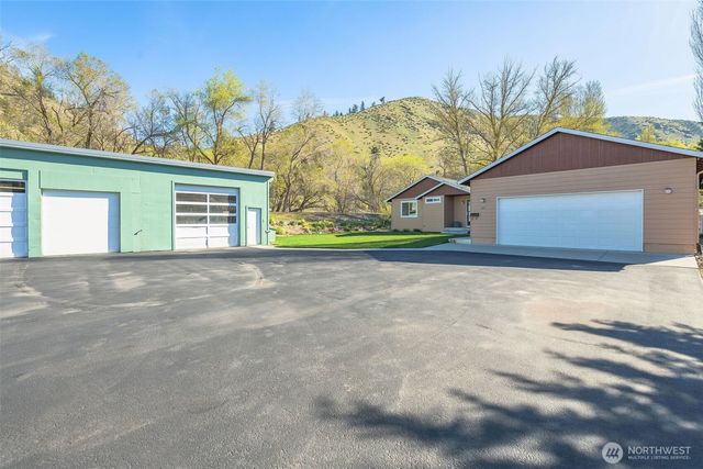 224 Vine Street, Cashmere, WA 98815