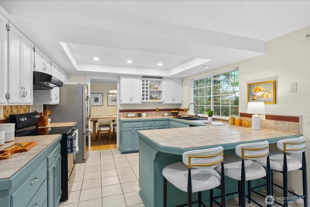 5625 152nd Street SW, Edmonds, WA 98026