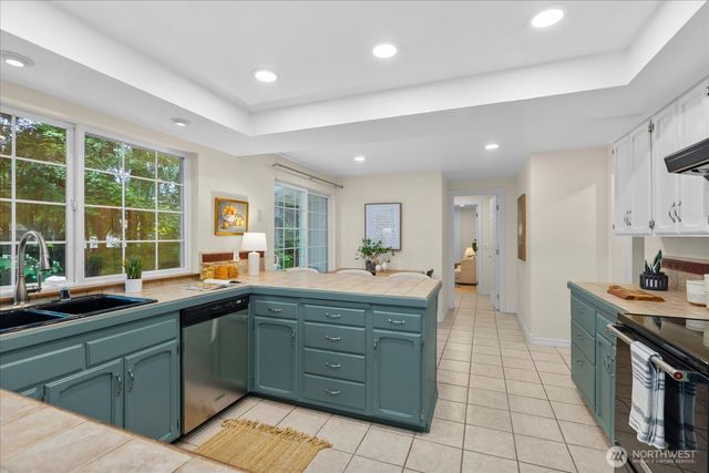 5625 152nd Street SW, Edmonds, WA 98026