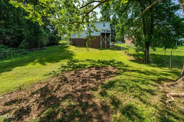 193 River Road, Bluff City, TN 37618