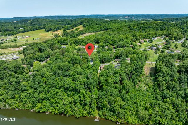 193 River Road, Bluff City, TN 37618