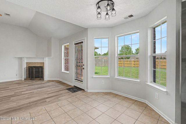 5918 Stafford Drive, Southaven, MS 38671