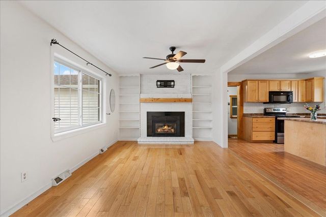 33 Russell Circle, Milton, VT 05468