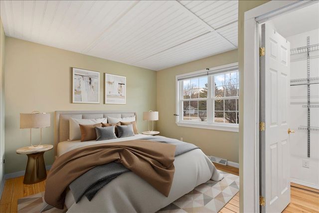 33 Russell Circle, Milton, VT 05468