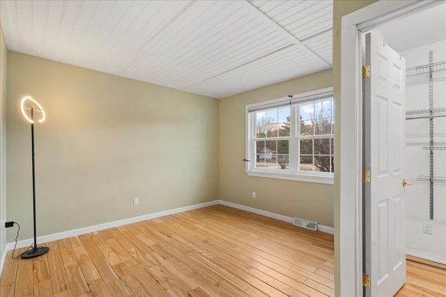33 Russell Circle, Milton, VT 05468