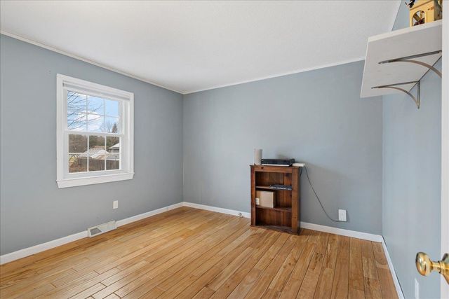 33 Russell Circle, Milton, VT 05468