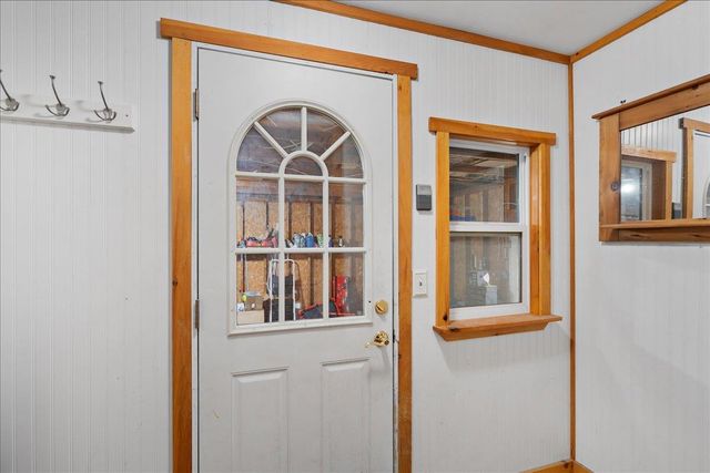 33 Russell Circle, Milton, VT 05468