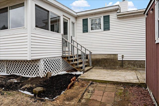 33 Russell Circle, Milton, VT 05468