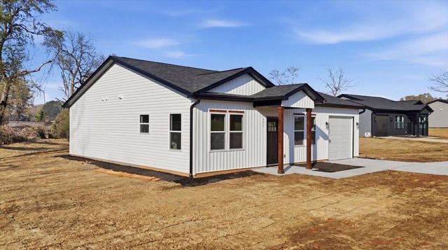 4077 N Blackstock Road, Spartanburg, SC 29301