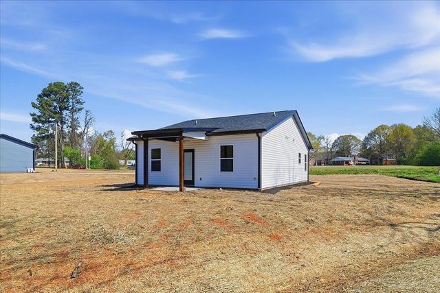 4077 N Blackstock Road, Spartanburg, SC 29301