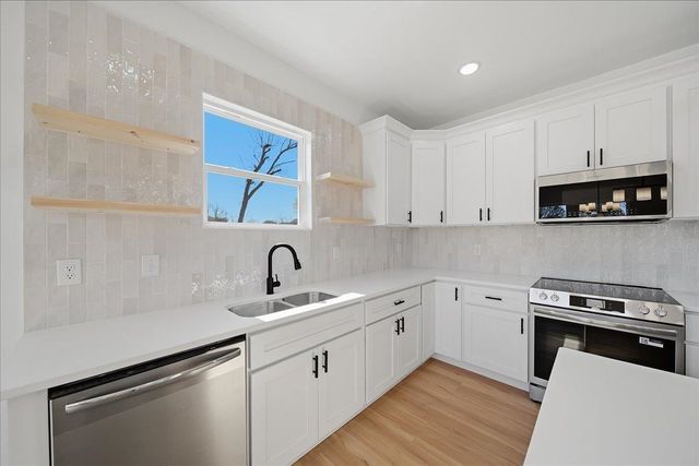 4077 N Blackstock Road, Spartanburg, SC 29301