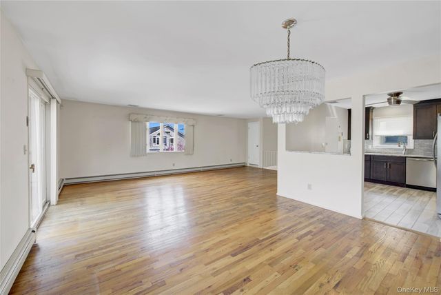 458 E fulton, Long Beach, NY 11561