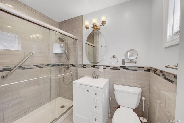 458 E fulton, Long Beach, NY 11561