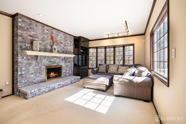 14 Crommelin Court, East Brunswick, NJ 08816