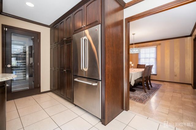 14 Crommelin Court, East Brunswick, NJ 08816