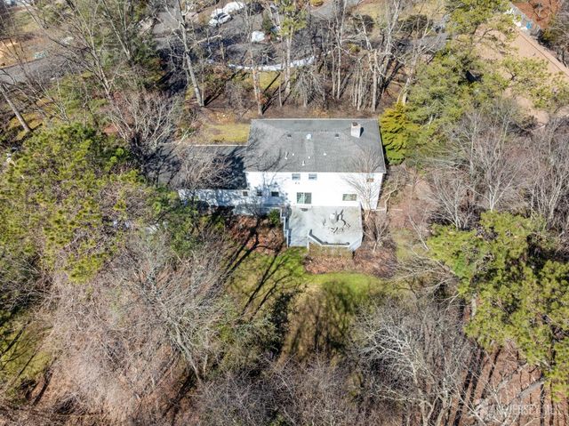 14 Crommelin Court, East Brunswick, NJ 08816