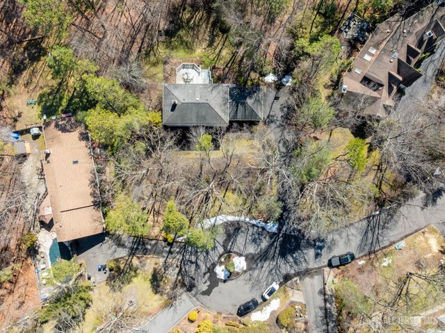 14 Crommelin Court, East Brunswick, NJ 08816