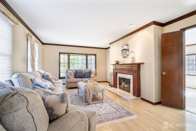 14 Crommelin Court, East Brunswick, NJ 08816