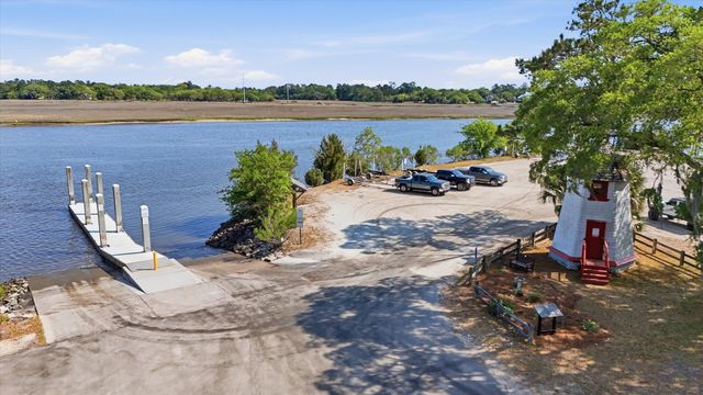 2009 Frampton Avenue, Charleston, SC 29412