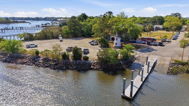 2009 Frampton Avenue, Charleston, SC 29412