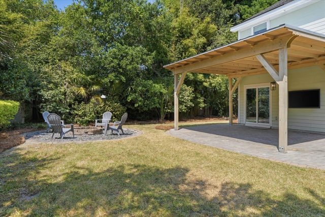 2009 Frampton Avenue, Charleston, SC 29412