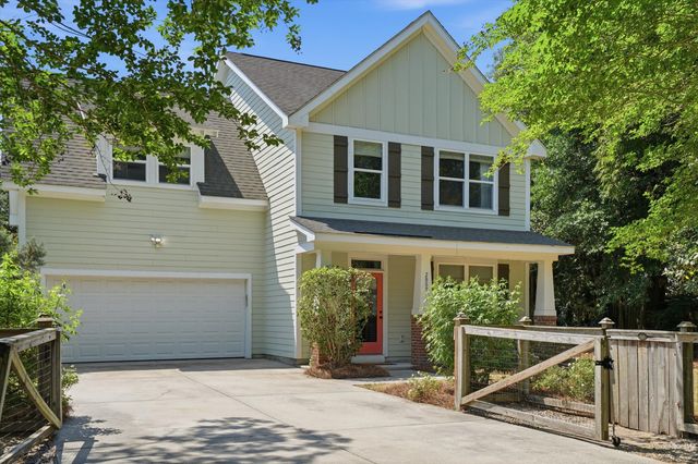 2009 Frampton Avenue, Charleston, SC 29412