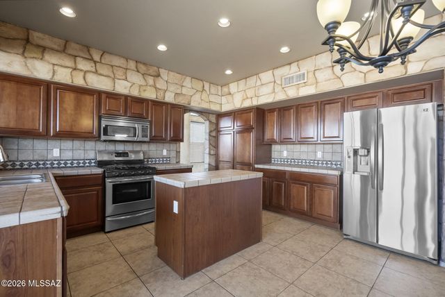 1095 Sicomoro Corte, Rio Rico, AZ 85648