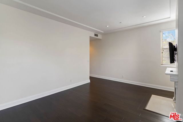 1875 S Beverly Glen Boulevard 406, Los Angeles, CA 90025