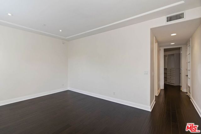 1875 S Beverly Glen Boulevard 406, Los Angeles, CA 90025