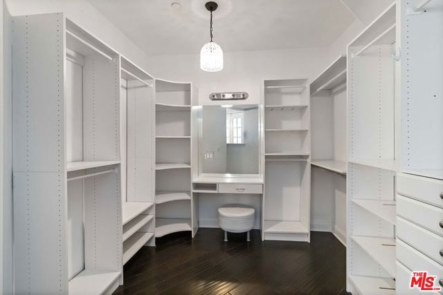 1875 S Beverly Glen Boulevard 406, Los Angeles, CA 90025