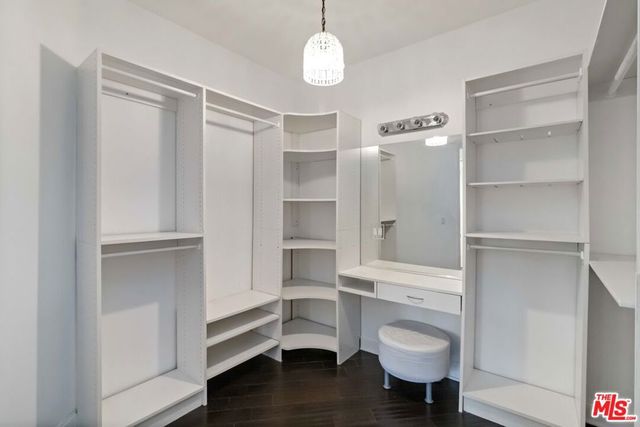 1875 S Beverly Glen Boulevard 406, Los Angeles, CA 90025