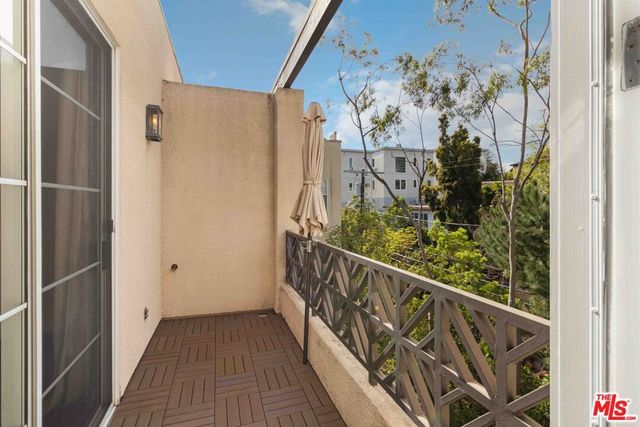 1875 S Beverly Glen Boulevard 406, Los Angeles, CA 90025