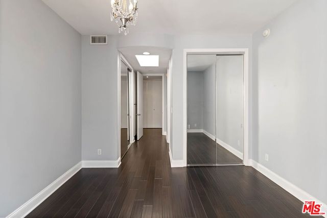 1875 S Beverly Glen Boulevard 406, Los Angeles, CA 90025