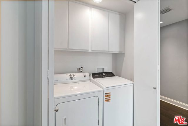 1875 S Beverly Glen Boulevard 406, Los Angeles, CA 90025