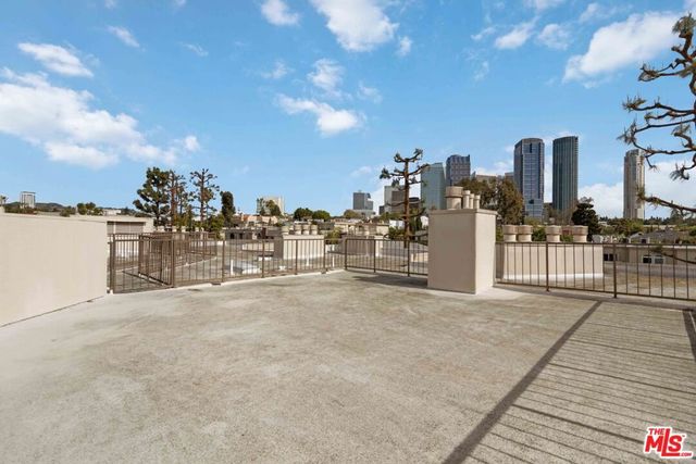 1875 S Beverly Glen Boulevard 406, Los Angeles, CA 90025