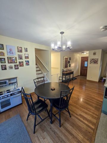 15821 S River Road, Plainfield, IL 60544