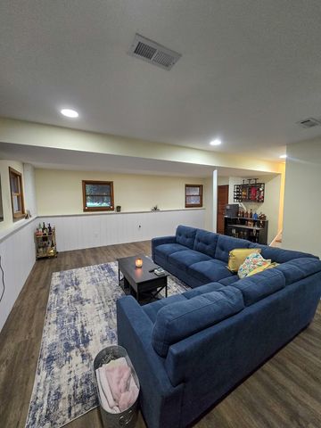 15821 S River Road, Plainfield, IL 60544