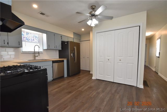 1521 Ekin Avenue, New Albany, IN 47150