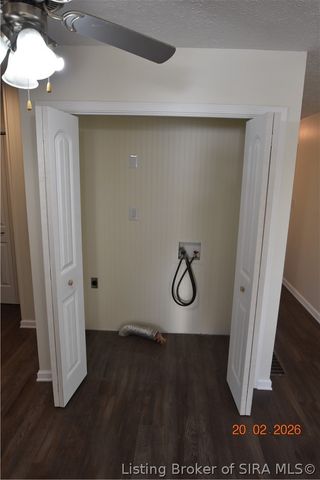 1521 Ekin Avenue, New Albany, IN 47150