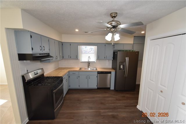 1521 Ekin Avenue, New Albany, IN 47150