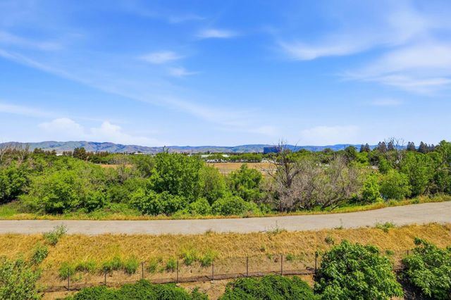3901 Lick Mill Boulevard 414, Santa Clara, CA 95054