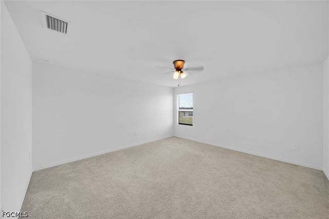 4107 Lattuca LN, North Fort Myers, FL 33917