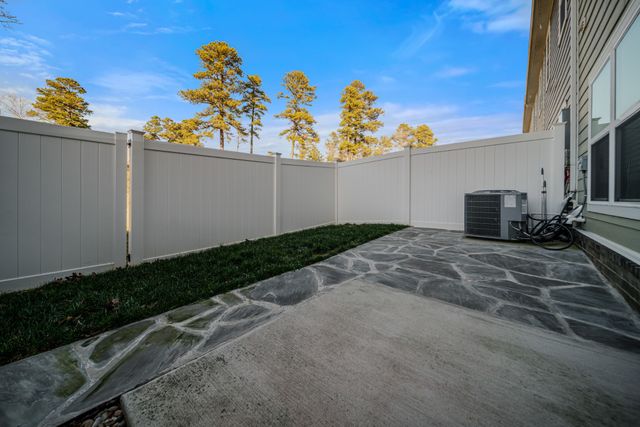 307 Masters Way, Dickson, TN 37055