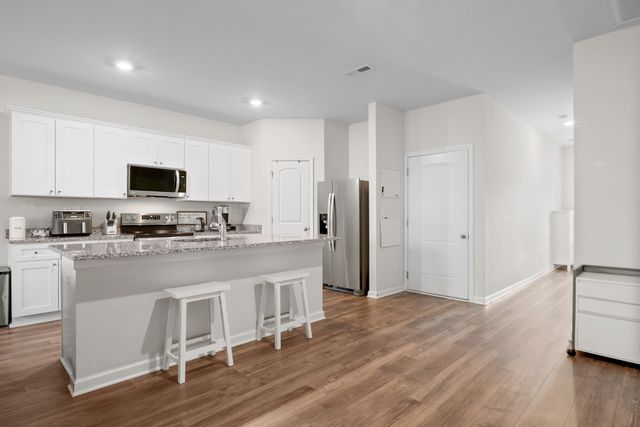 307 Masters Way, Dickson, TN 37055